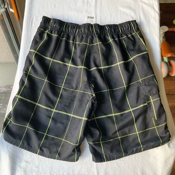 OP. Men’s Swimming Trunks size L (36-38), Gray Green Stripes, with Liner - Picture 9 of 9